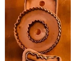 Giant-Wreath-Copper-Cookie-Cutter