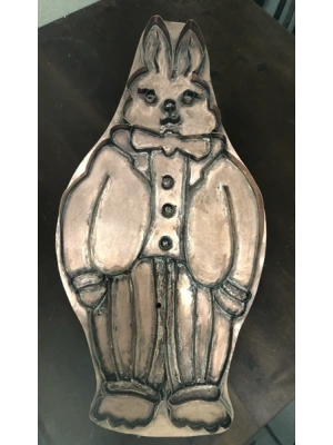 Gianormous-Gentleman-Bunny-Copper-Cookie-Cutter