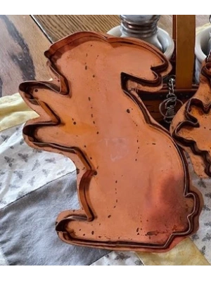 Giant-Begging-Bunny-Copper-Cookie-Cutter