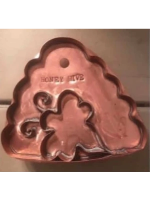 bonneville-honey-hive-cottage-copper-cookie-cutter