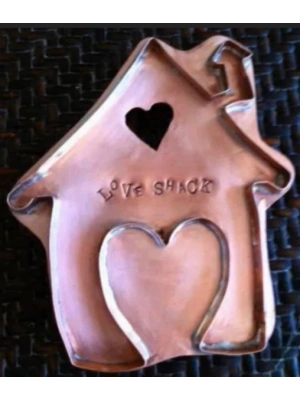 bonneville-love-shack-cottaage-copper-cookie-cutter-