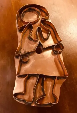 giant bonnet girl copper cookie cutter